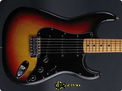 Fender Stratocaster 1976 3 Tone Sunburst