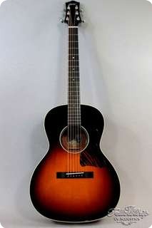 Collings C 10 Sunburst Sitka Spruce & Mahogany 2013