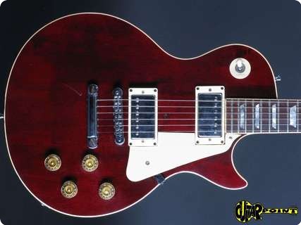 Gibson Les Paul Standard (deluxe) 1978 Winered