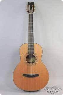 Flyde Ariel Custom Cedar & Sapele, 12 Fret Parlor