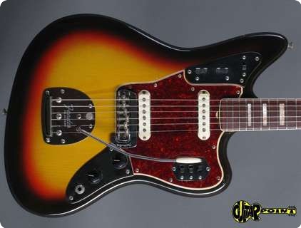 Fender Jaguar 1966 3 Tone Sunburst