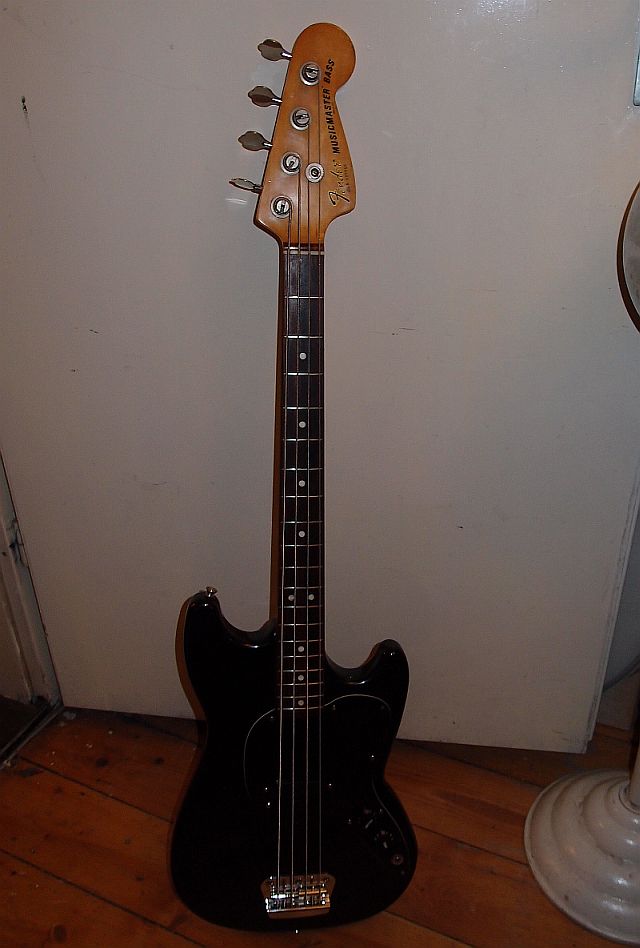 1978 fender musicmaster bass guitar