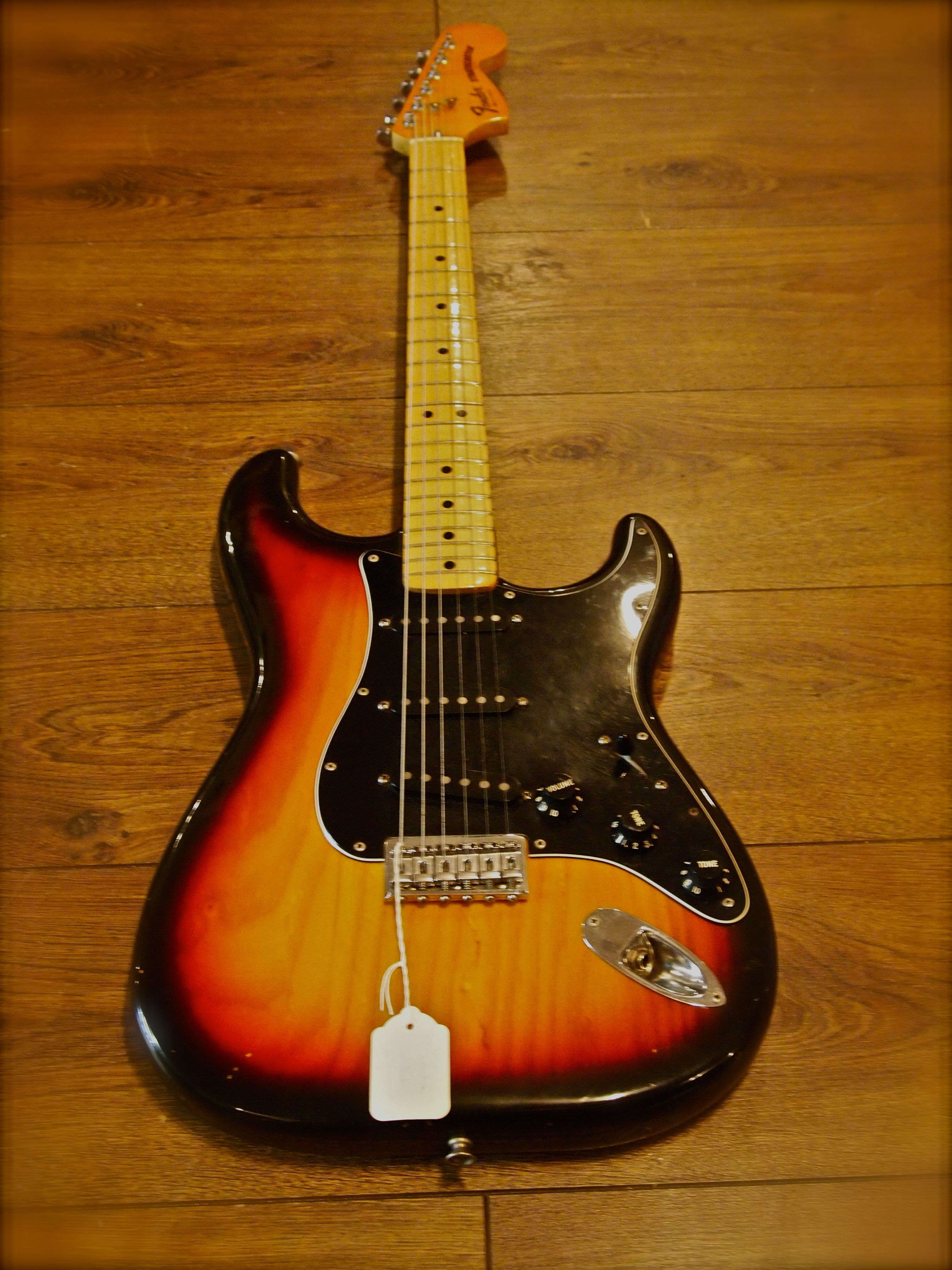 Fender Stratocaster 1970's Sunburst Guitar For Sale Beat It Music