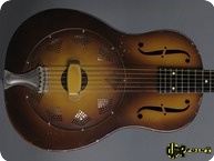 National Triolian Bakelite 1929 Dark Brown Sunburst