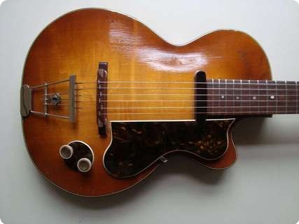 Hofner 125 / Club 40 1956 Natural Burst