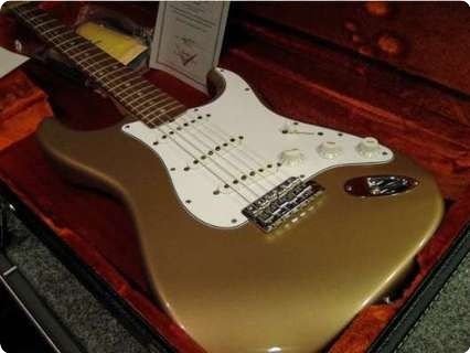 Fender Strat 66 Azg Custom Shop 1966 Gold