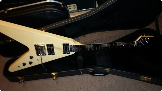 Gibson Flying V With Factory Kahler 1984 Ivory White