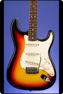 Fender Stratocaster (#1676) 1966 Sunburst Three Tone