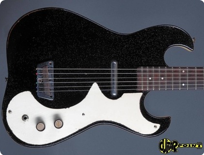 Silvertone / Danelectro 1448 1965 Black Sparkle