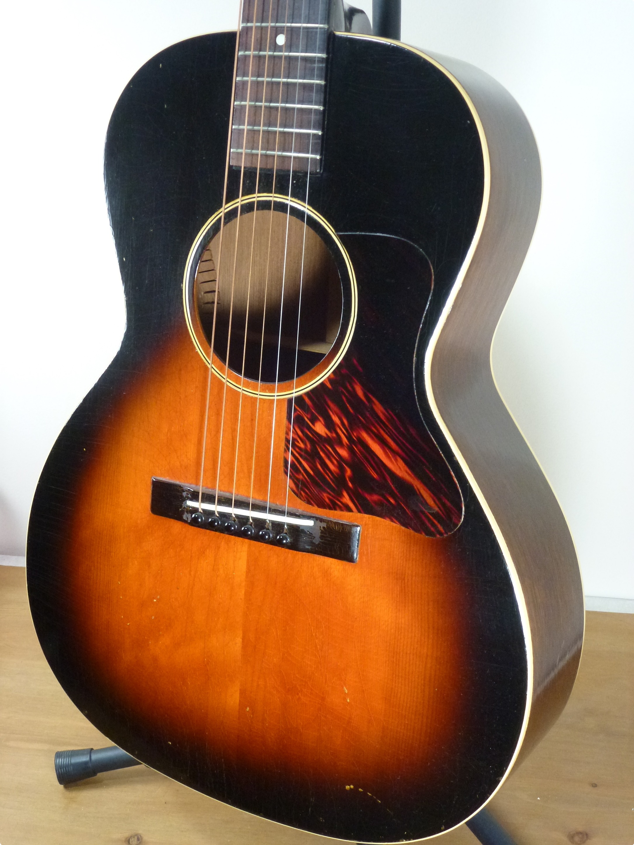 Gibson L OO 1938 Sunburst Guitar For Sale Rock Stars Guitars