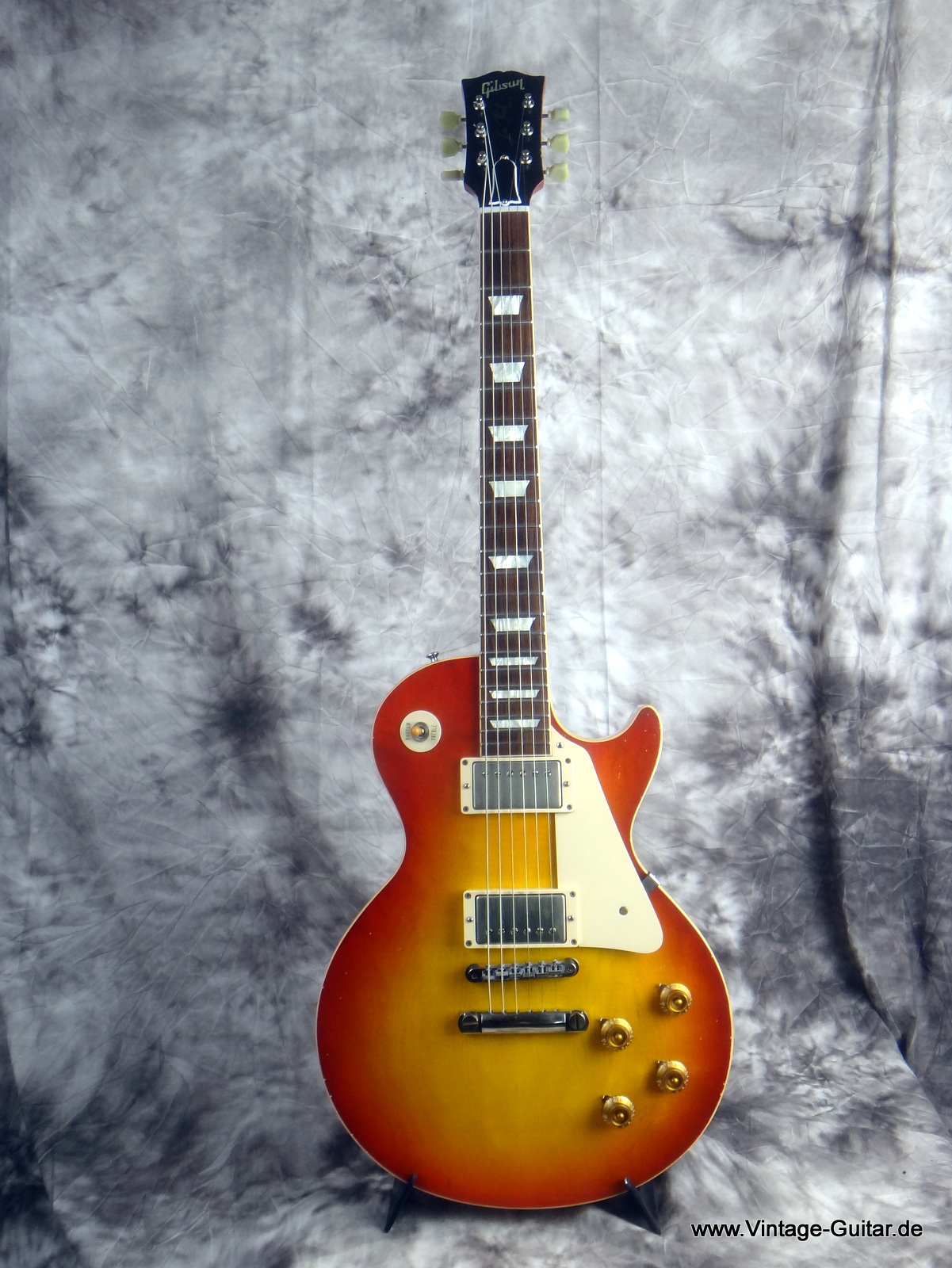 Gibson Les Paul R8 1958 Reissue Custom Shop 2013 Sunburst Faded Guitar For Sale Vintage Guitar