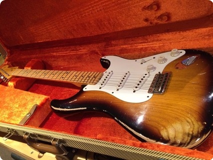 Fender Custom Shop '56 Relic Stratocaster 2006 2 Tone Sunburst