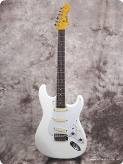 Blade Rh 2 Strat Copy With Activ Circuit White