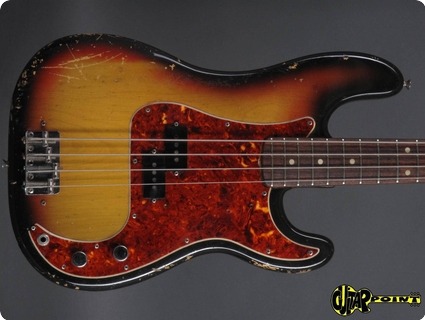 Fender Precision / P Bass 1971 3 Tone Sunburst