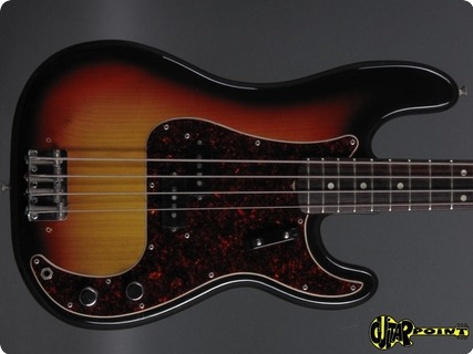 Fender Precision / P Bass 1973 3 Tone Sunburst