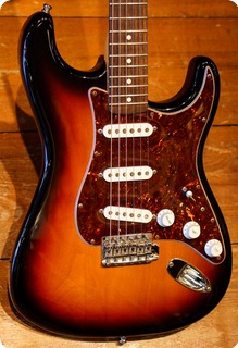 Fender Stratocaster 2014 Three Tone Sunburst