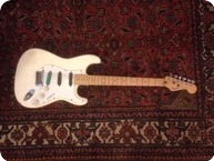 Fender Stratocaster 1985 Olympic White