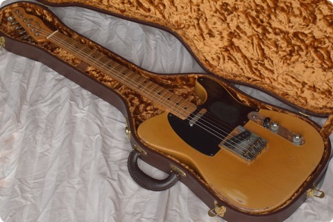 6 string fender guitar