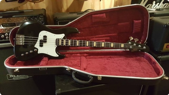 Status Graphite Bass 2005