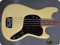 Fender Musicmaster 1977 Olympic White