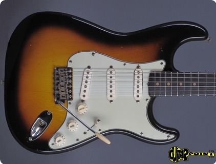 Fender Stratocaster 1960 3 Tone Sunburst 