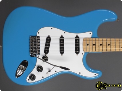 Fender Stratocaster International Series 1980 Maui Blue