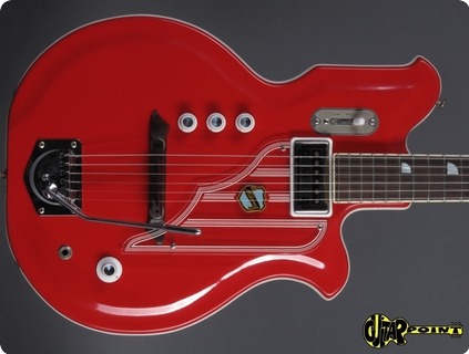 National Newport 82 / Res O Glas 1965 Pepper Red