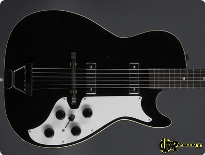 Silvertone / Harmony 1420   Stratotone 1962 Black