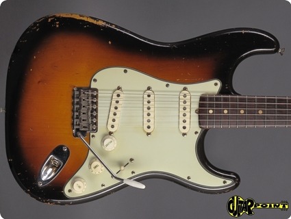 Fender Stratocaster 1960 3 Tone Sunburst