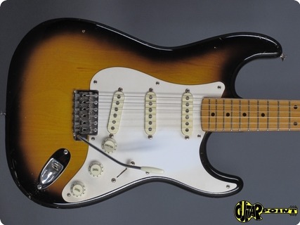 Fender Stratocaster 1958 2 Tone Sunburst