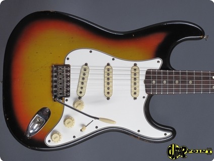 Fender Stratocaster 1965 3 Tone Sunburst