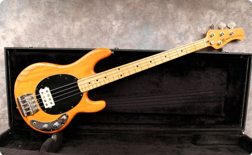 musicman stingray 1977