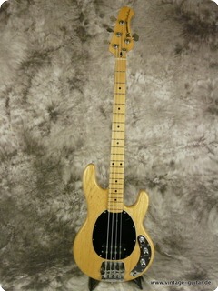 Musicman Stingray Pre Earny Ball 1982 Natural