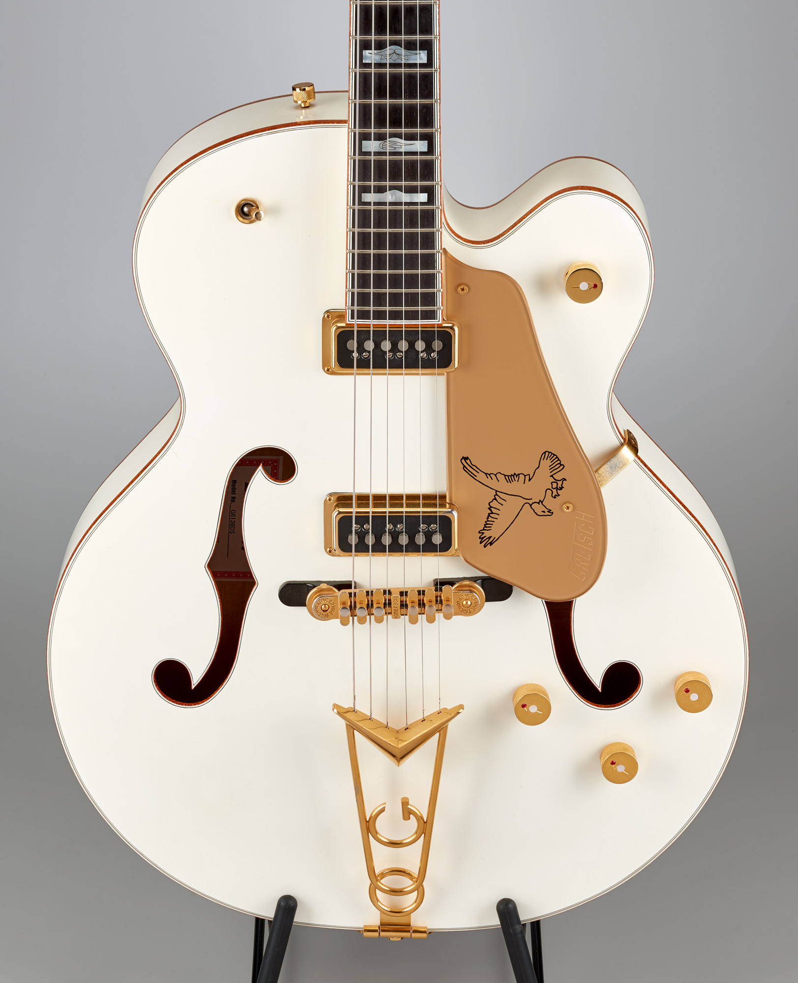 gretsch white falcon bass guitar