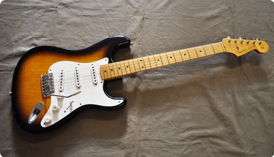 Fender  Custom Shop Relic  1956 Stratocaster 2004 Two Tone Sunburst