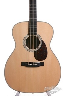 Martin Om28v Guatemalan Adirondack Near Mint 2015