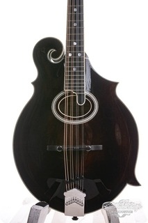 Pendennis Mandolin 3 Point Oval Soundhole