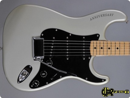 Fender Stratocaster 25th Anniversary Ltd 1979 Silver Metallic