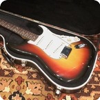 Fender Vintage 1973 1974 Fender Sunburst Rosewood Stratocaster Guitar Cased