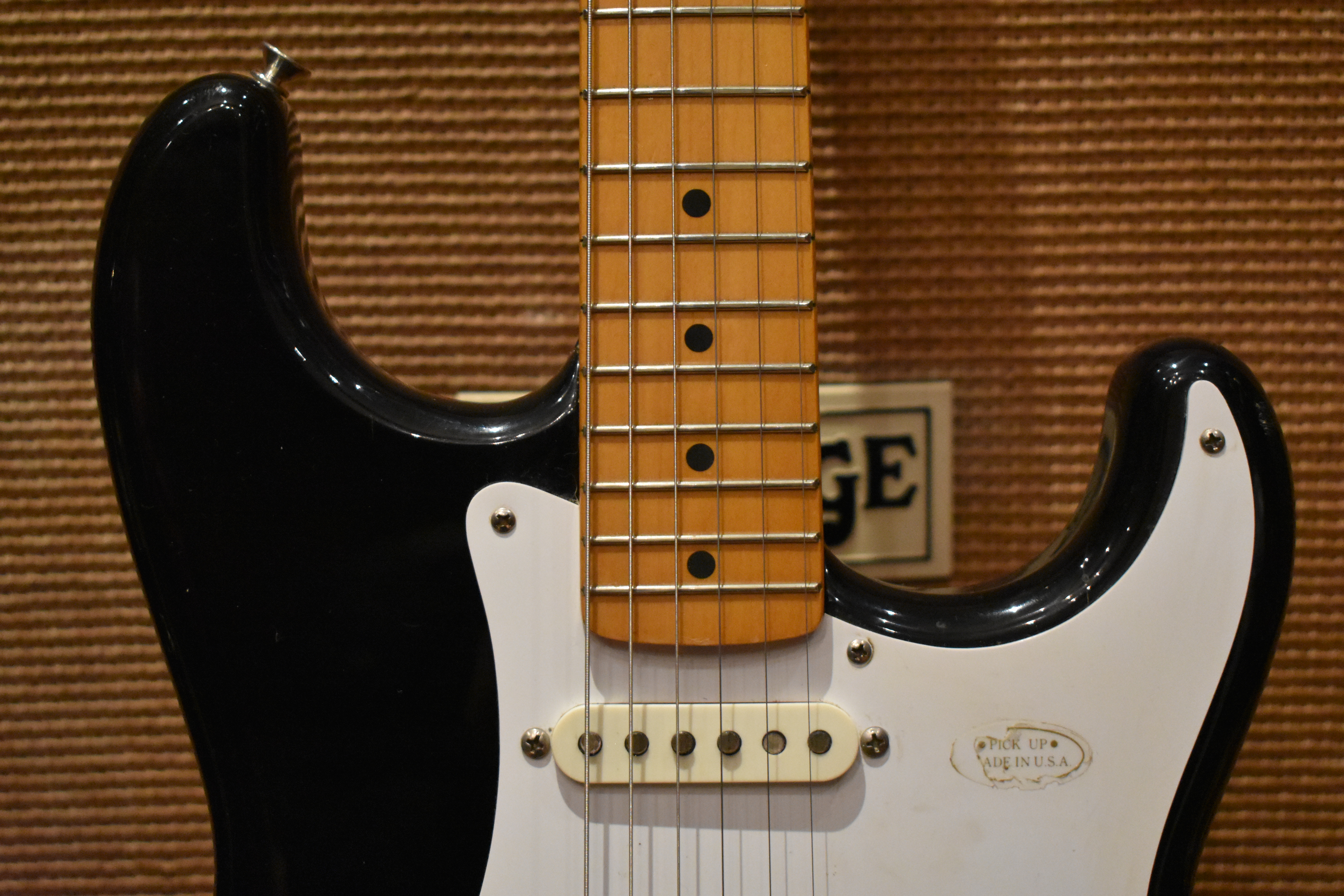 squier jv 57 stratocaster