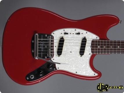 Fender Mustang 1966 Dakota Red