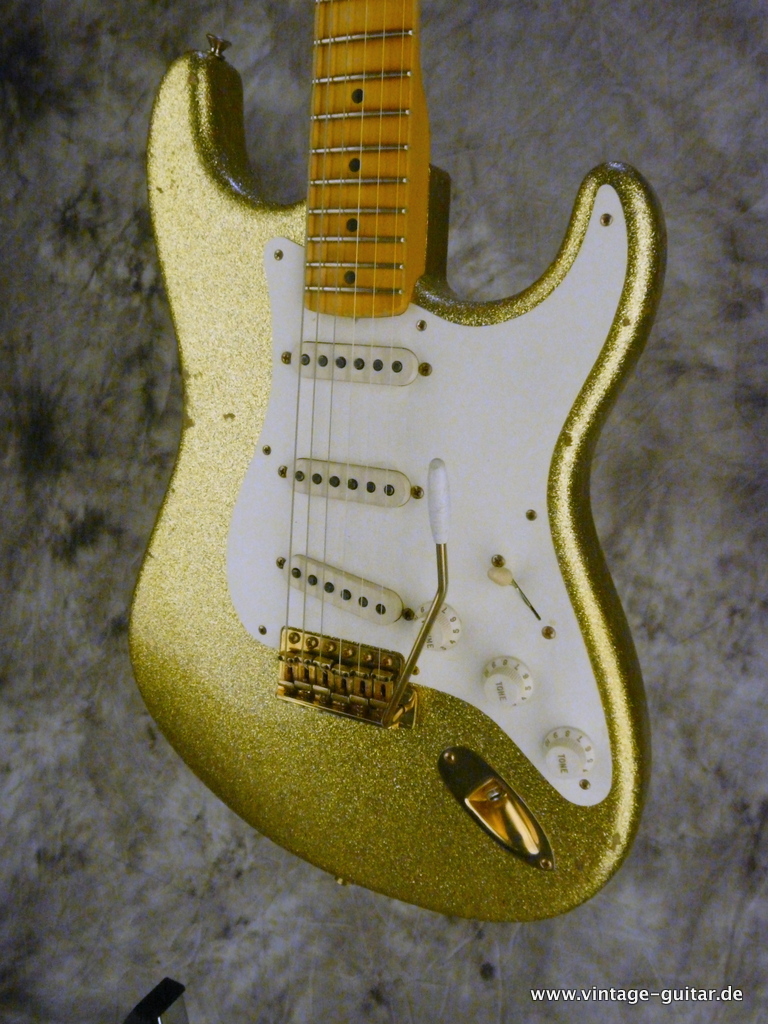 Fender Stratocaster 56 Custom Shop Relic 2015 Gold Sparkle Guitar For ...