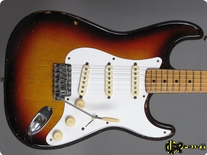 Fender Stratocaster 1958 3 Tone Sunburst