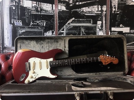 Fender Stratocaster 1973 Candy Apple Red