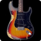 Fender Stratocaster 1977 Three Tone Sunburst