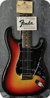 Fender STRATOCASTER 1977 3 Color Sunburst