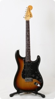 Fender Stratocaster '77   Begagnad