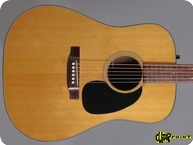 Martin D 18 D 1975 Natural Spruce Mahogany