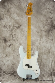 Musicman Cutlass Bass Daphne Blue