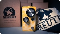 Greuter Audio-Boost-White On Yellow